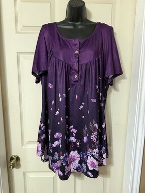 Purple Floral Short-Sleeve Tunic with Button Front